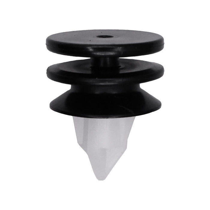 Auveco # 25692 Door Trim Panel Retainer Volvo 1376567. Qty 15.